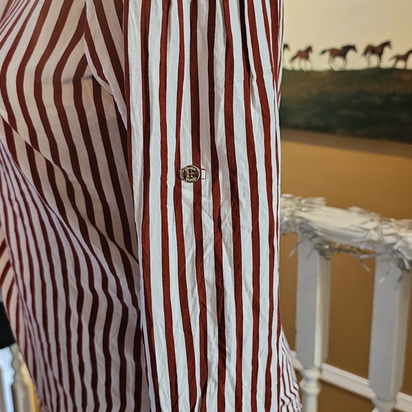 Chic Red Wine and White Striped Blouse with Zipper - Picture 4 of 8